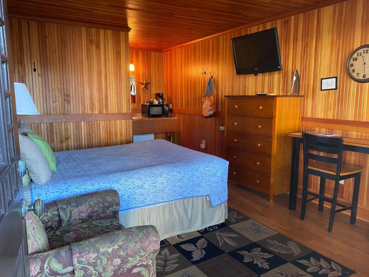 Whistling Winds Motel Линкън Сити Екстериор снимка