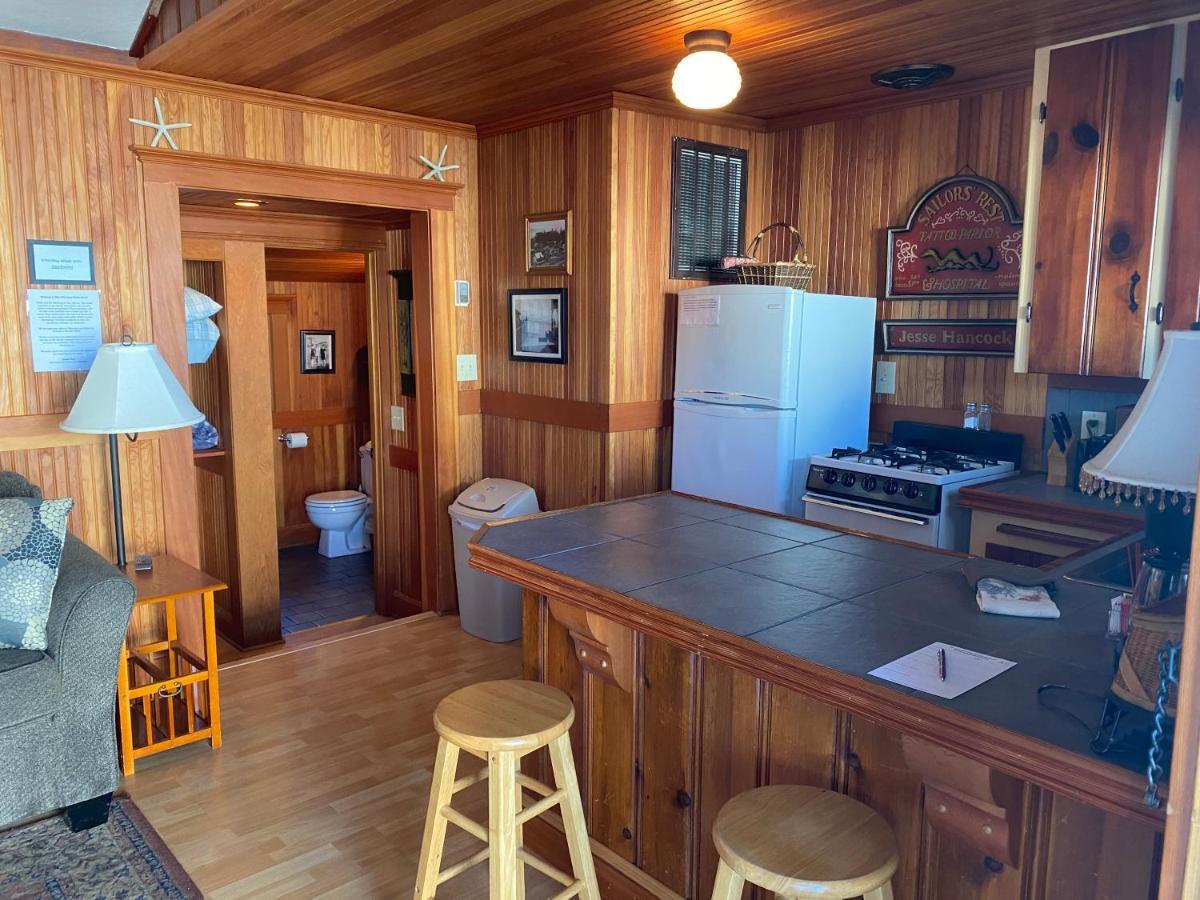 Whistling Winds Motel Линкън Сити Екстериор снимка