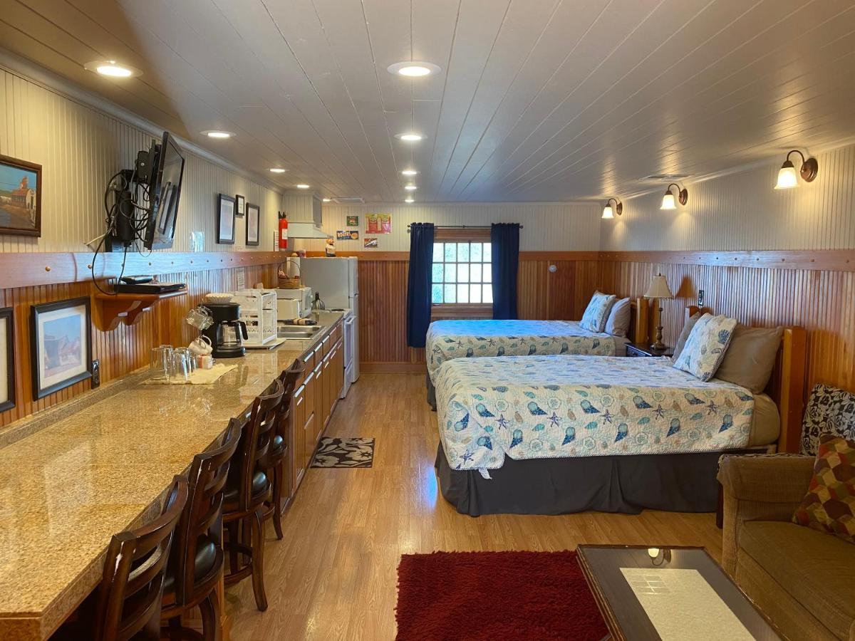 Whistling Winds Motel Линкън Сити Екстериор снимка