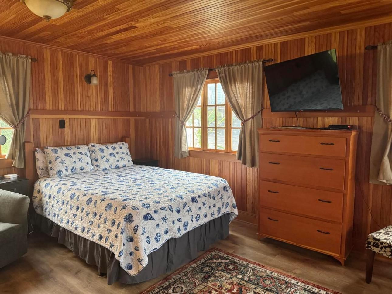 Whistling Winds Motel Линкън Сити Екстериор снимка