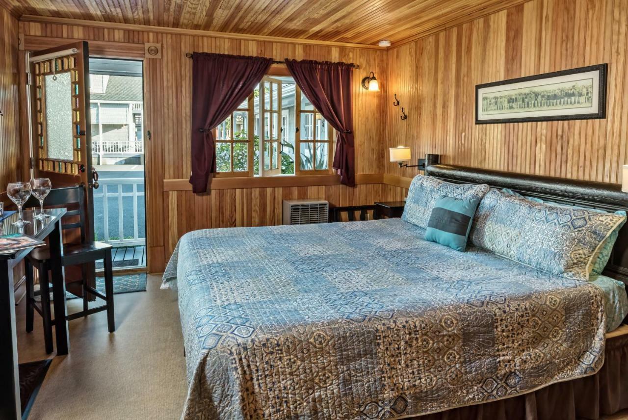 Whistling Winds Motel Линкън Сити Екстериор снимка